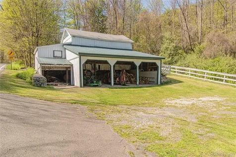 4569-4577 Rt-199 Millerton NY 12546