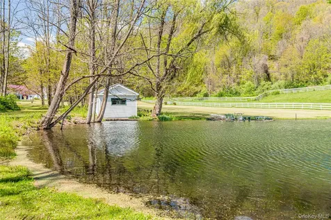 4569-4577 Rt-199 Millerton NY 12546