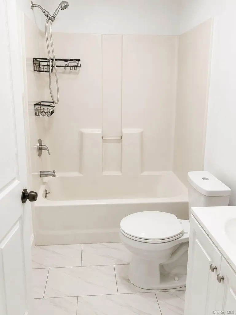 866 Fairmount Place Bronx NY 10460