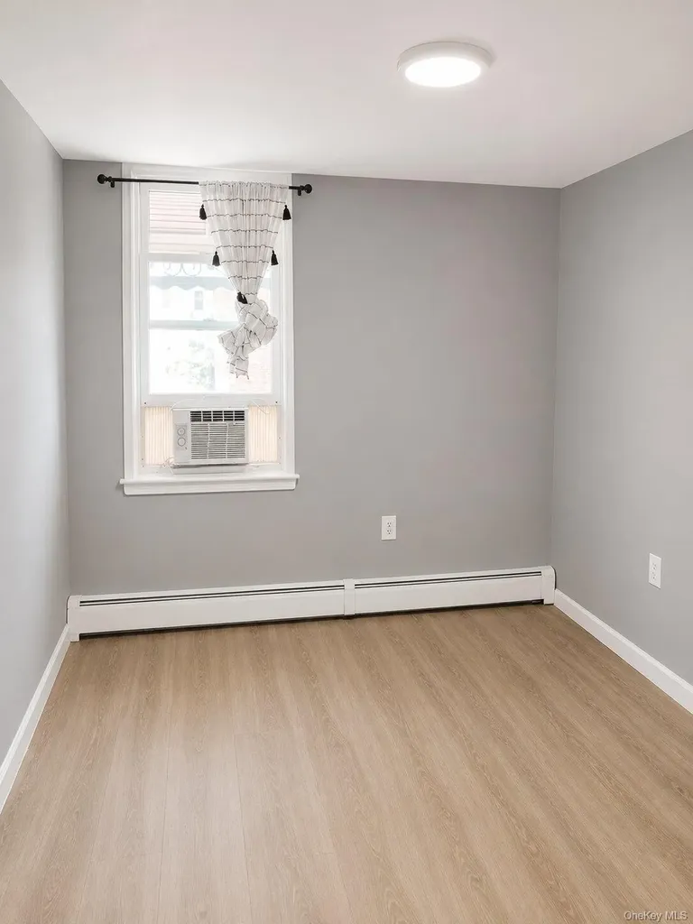 866 Fairmount Place Bronx NY 10460