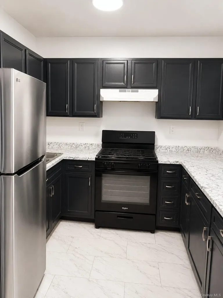 866 Fairmount Place Bronx NY 10460