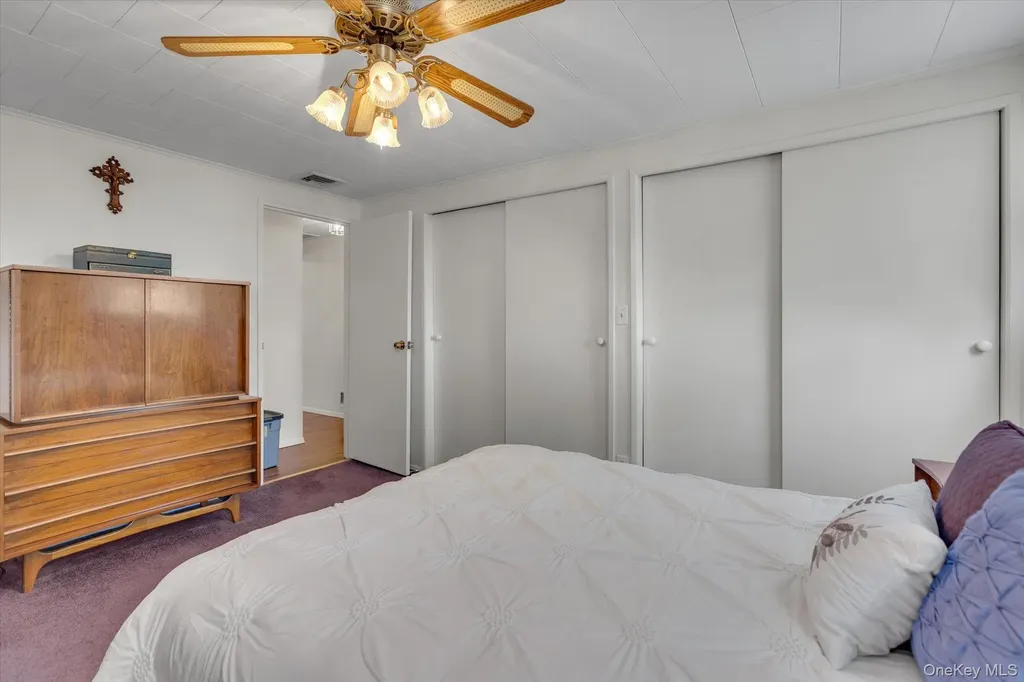25 Deville Drive Selden NY 11784