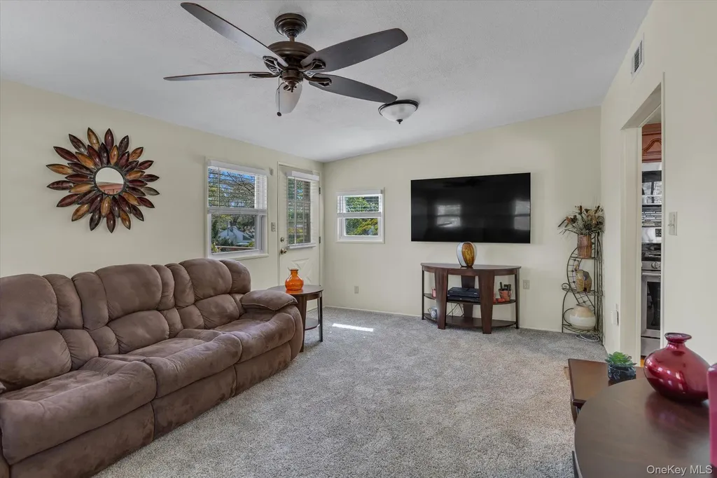 25 Deville Drive Selden NY 11784