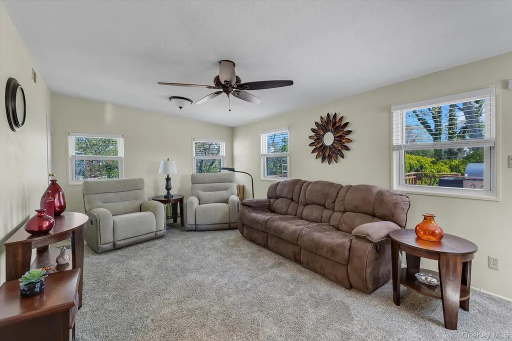 25 Deville Drive Selden NY 11784
