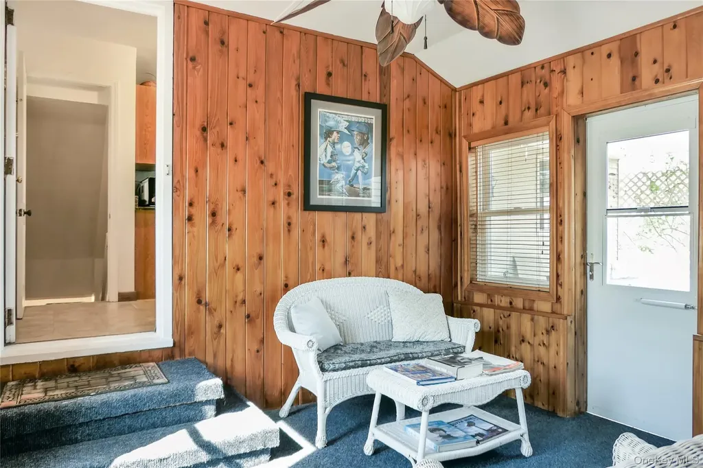 17 Myrtle Lane East Patchogue NY 11772