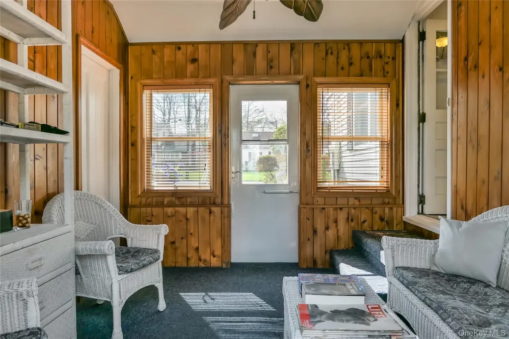 17 Myrtle Lane East Patchogue NY 11772