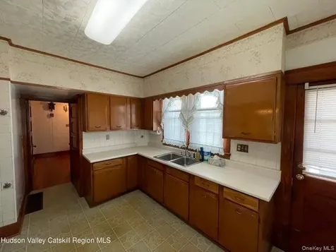 40 Jarrold Street Kingston NY 12401