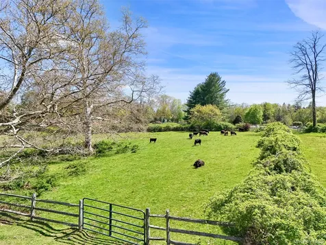345 Mclain Street Bedford Hills NY 10507
