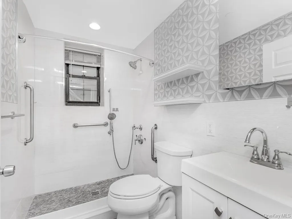 26 Pondfield Road W Bronxville NY 10708