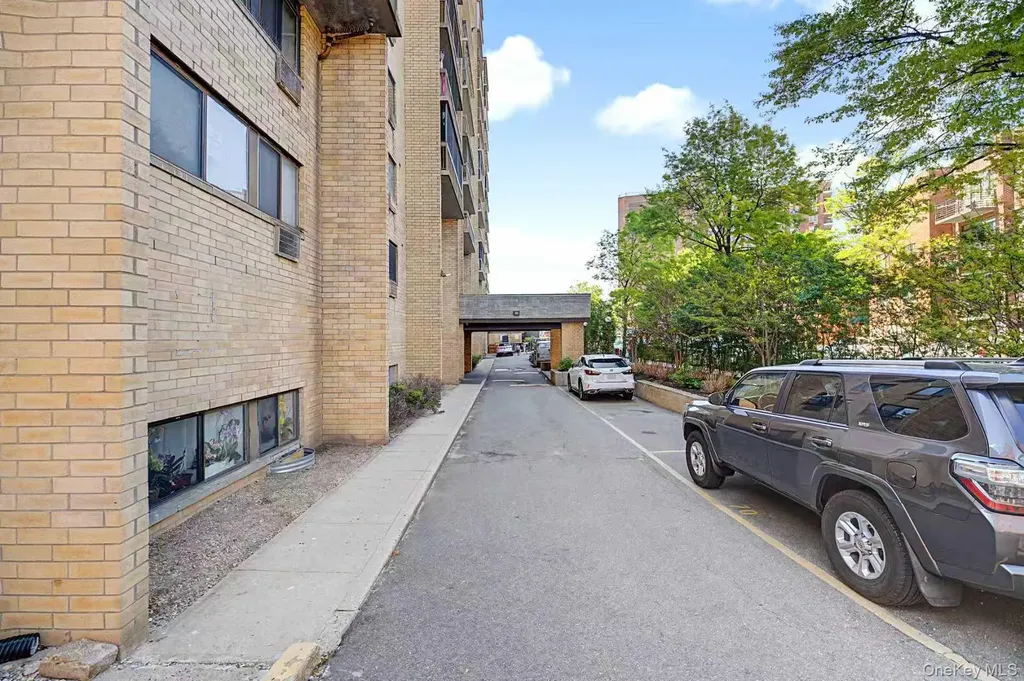87-08 Justice Avenue Elmhurst NY 11373