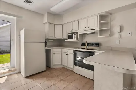 152 Pace Drive S West Islip NY 11795