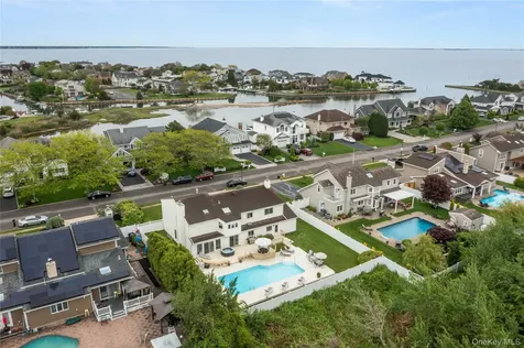 152 Pace Drive S West Islip NY 11795