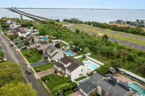 152 Pace Drive S West Islip NY 11795