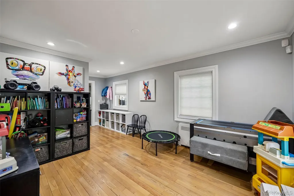 57 Berkley Road Mineola NY 11501