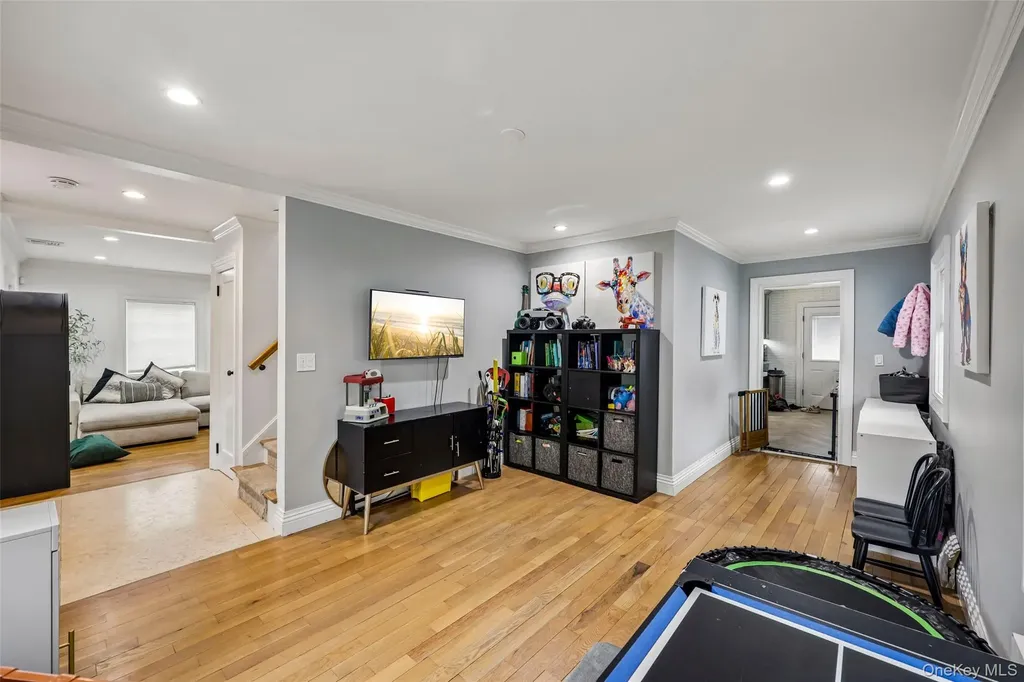 57 Berkley Road Mineola NY 11501