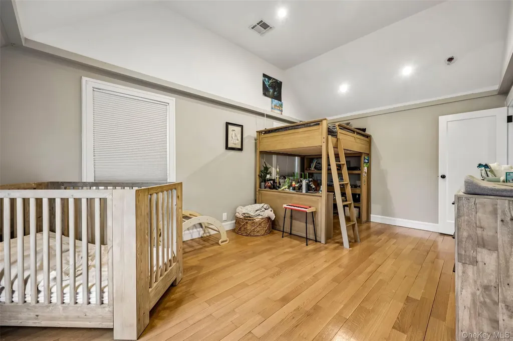57 Berkley Road Mineola NY 11501