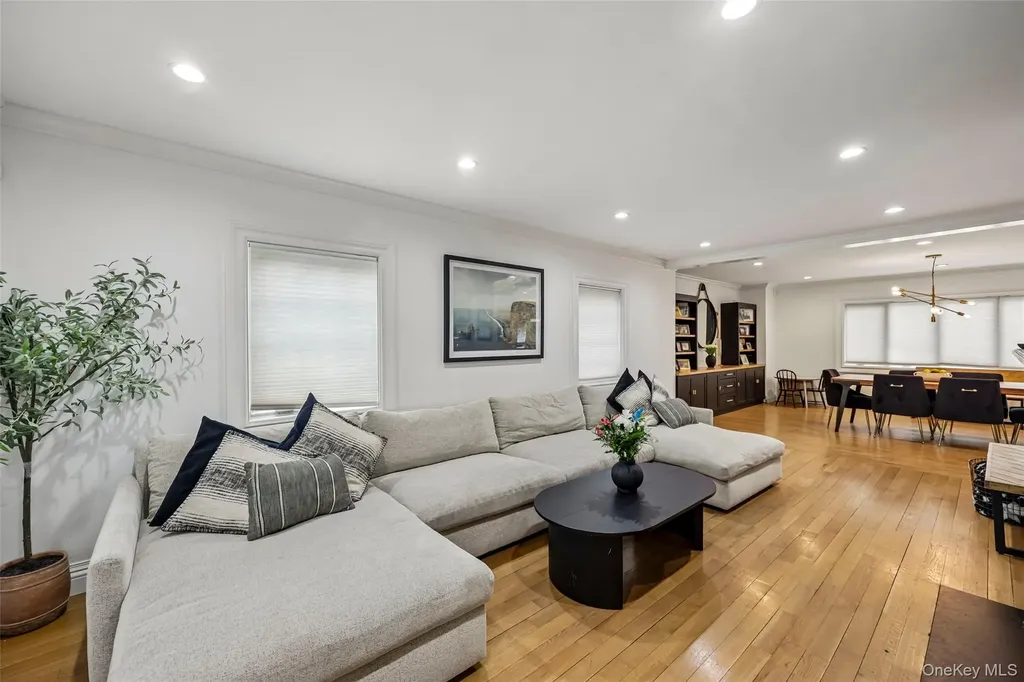 57 Berkley Road Mineola NY 11501