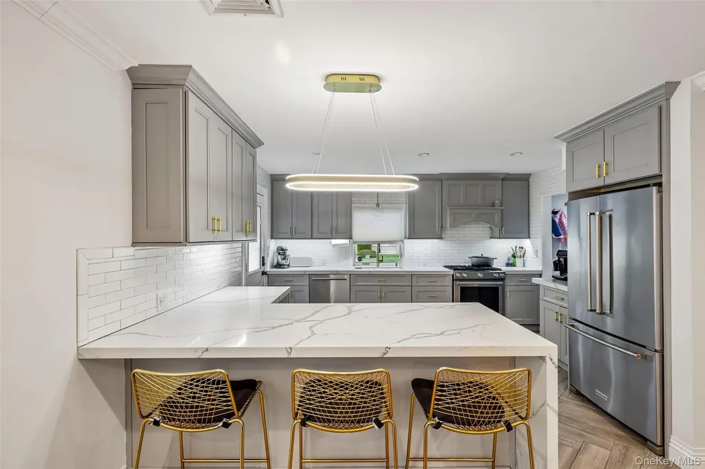 57 Berkley Road Mineola NY 11501