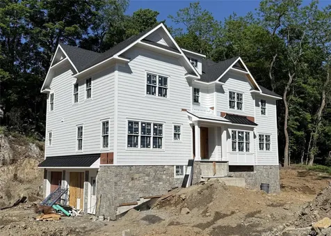 39 Barnes Lane Chappaqua NY 10514