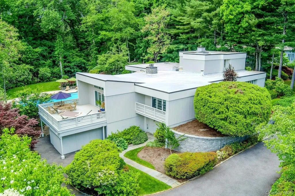 10 Cypress Point Drive Purchase NY 10577