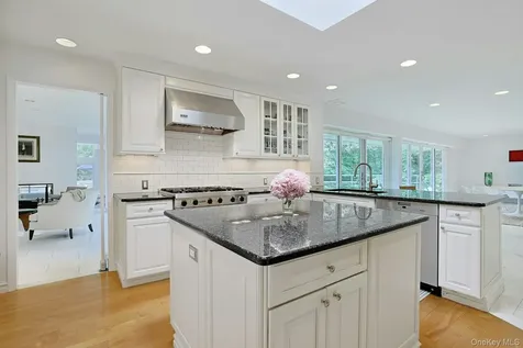 10 Cypress Point Drive Purchase NY 10577