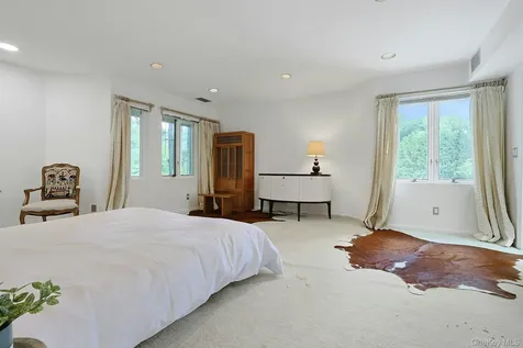 10 Cypress Point Drive Purchase NY 10577