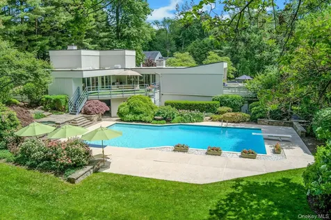10 Cypress Point Drive Purchase NY 10577