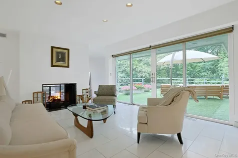 10 Cypress Point Drive Purchase NY 10577