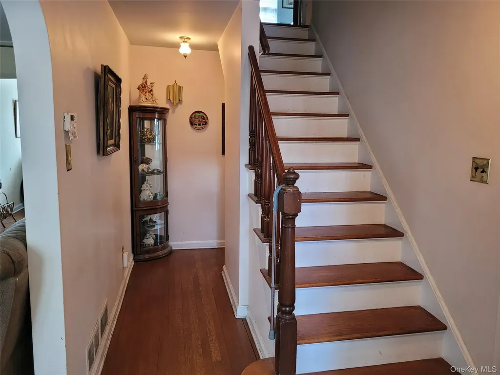 33 Nassau Boulevard West Hempstead NY 11552