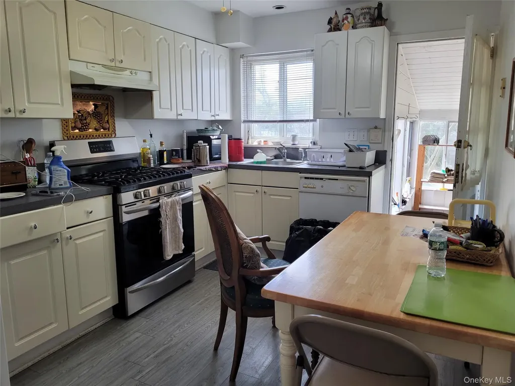 33 Nassau Boulevard West Hempstead NY 11552