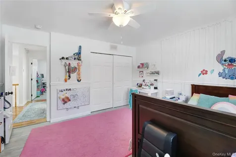 20 Chateau Drive Manorville NY 11949