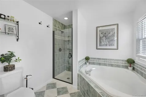 20 Chateau Drive Manorville NY 11949