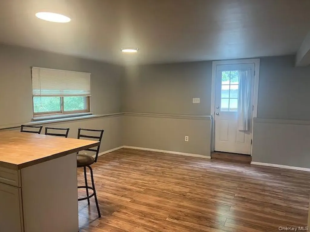 383 Route 32 Central Valley NY 10917