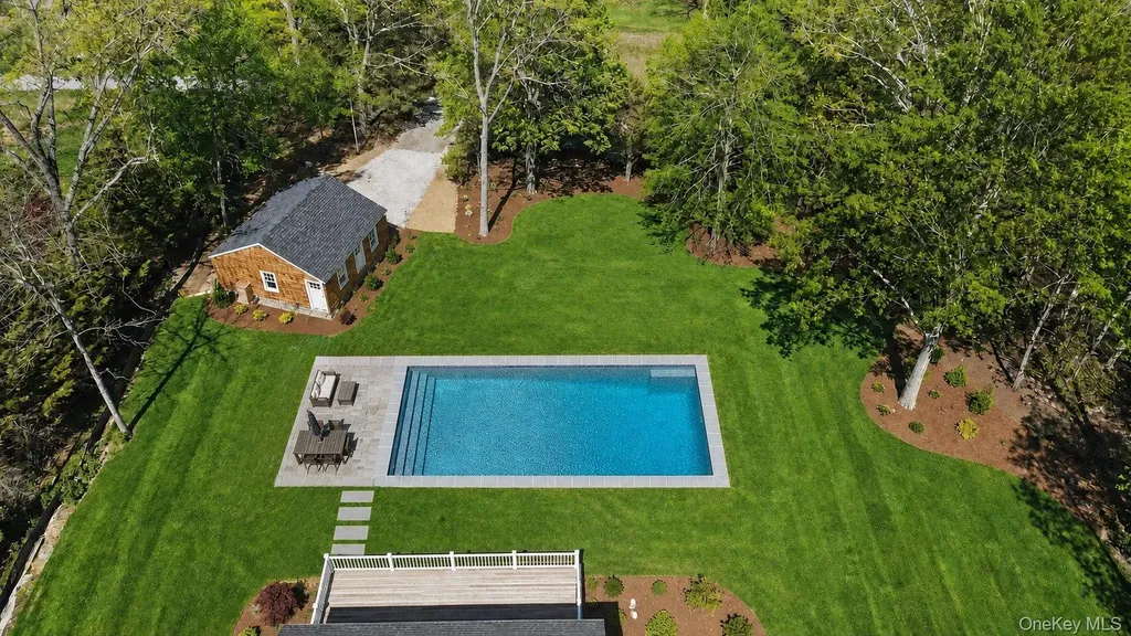 12 Red Creek Road Hampton Bays NY 11946