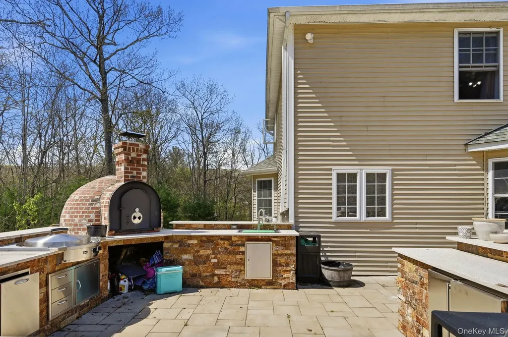 155 Alexander Road Monroe NY 10950