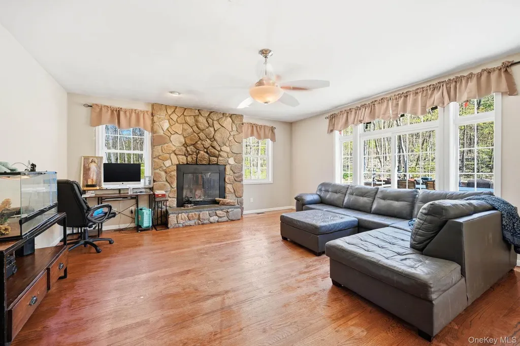 155 Alexander Road Monroe NY 10950
