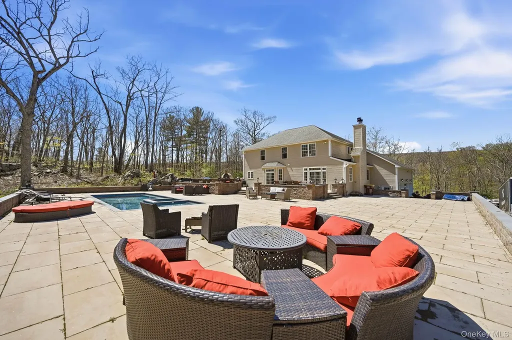 155 Alexander Road Monroe NY 10950