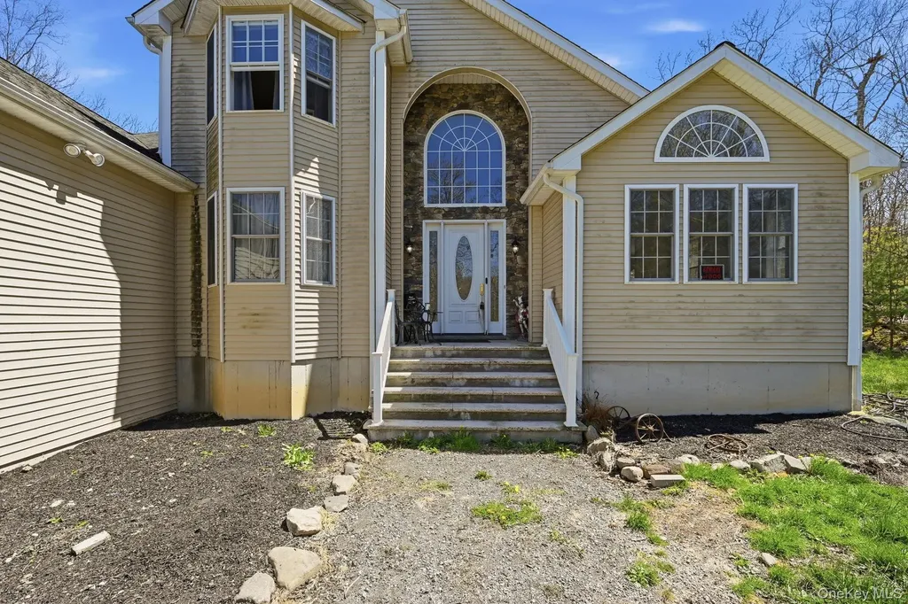 155 Alexander Road Monroe NY 10950
