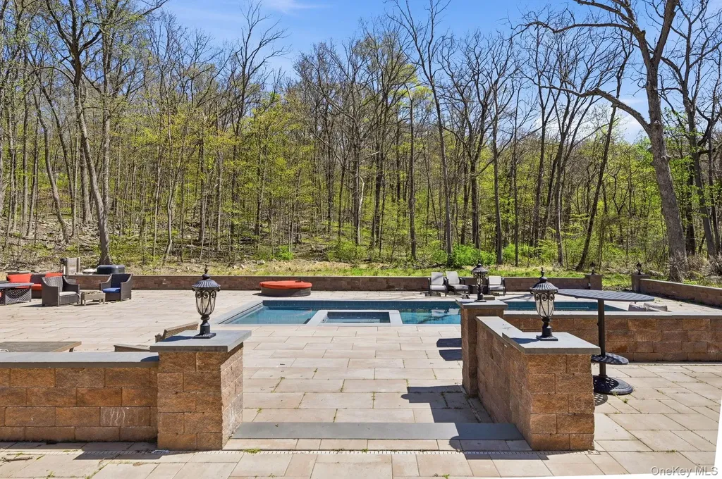 155 Alexander Road Monroe NY 10950