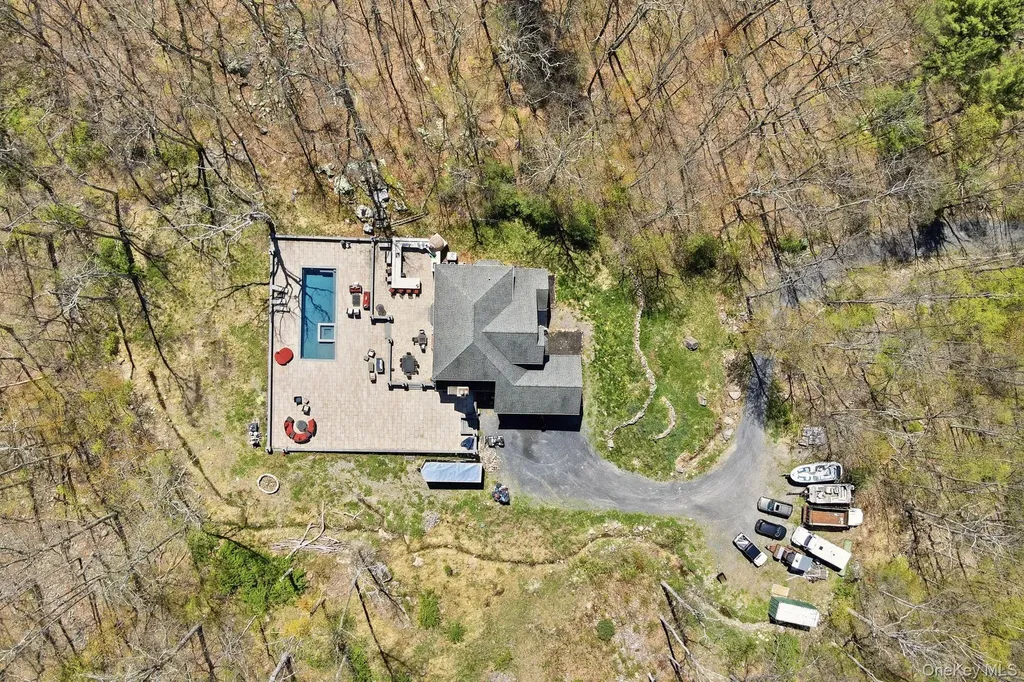 155 Alexander Road Monroe NY 10950