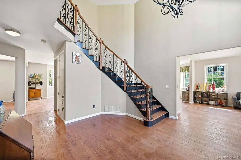 155 Alexander Road Monroe NY 10950