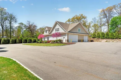 20 Mac Farlane Road Wappingers Falls NY 12590