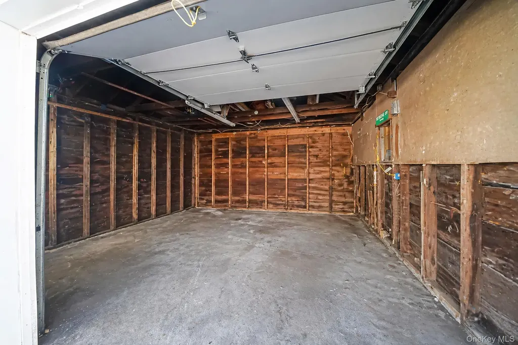 36 Nottingham Avenue Patchogue NY 11772