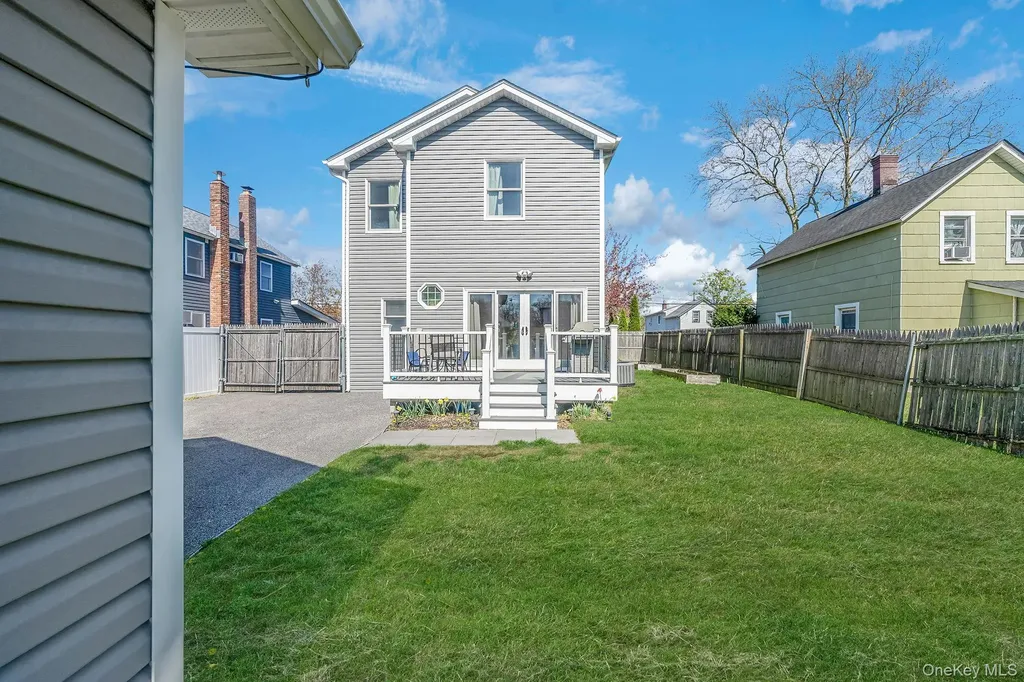 36 Nottingham Avenue Patchogue NY 11772
