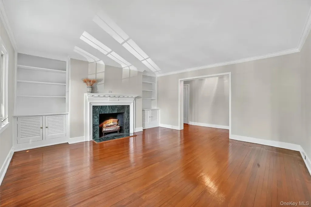 15 Beechtree Lane Bronxville NY 10708