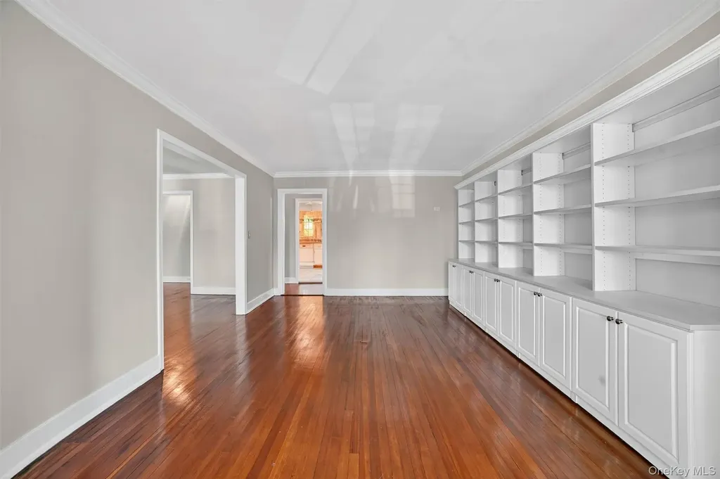 15 Beechtree Lane Bronxville NY 10708