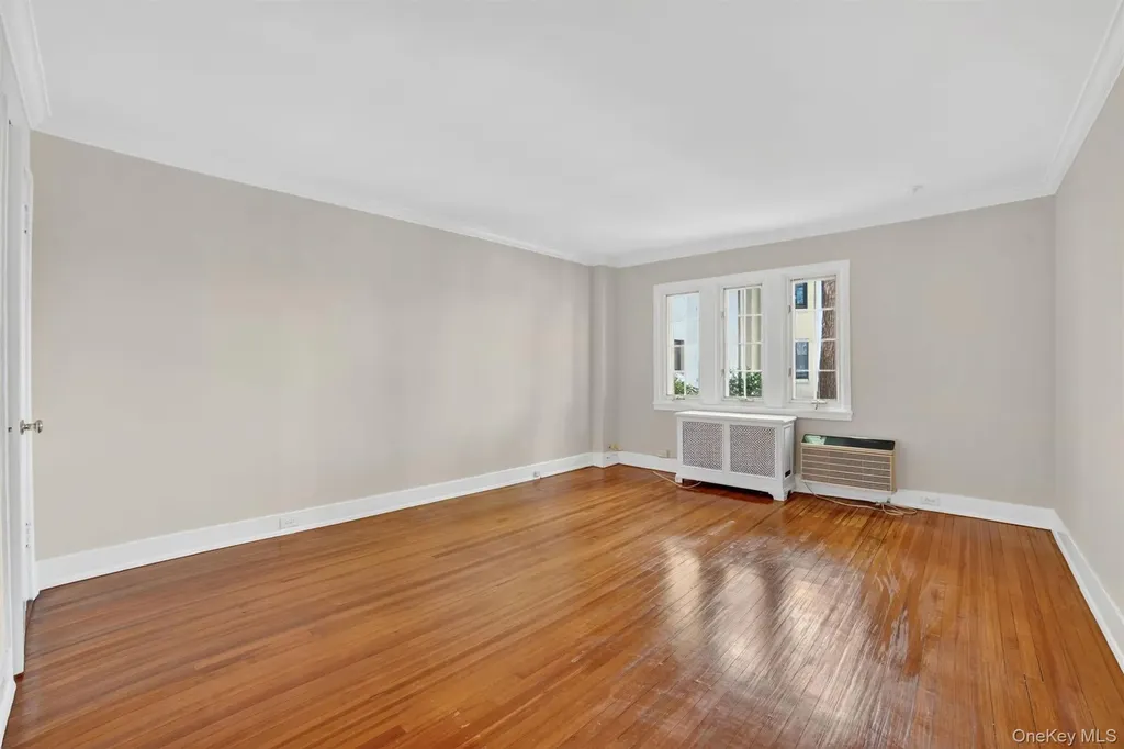 15 Beechtree Lane Bronxville NY 10708