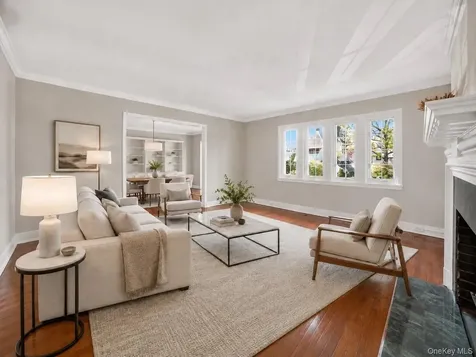 15 Beechtree Lane Bronxville NY 10708