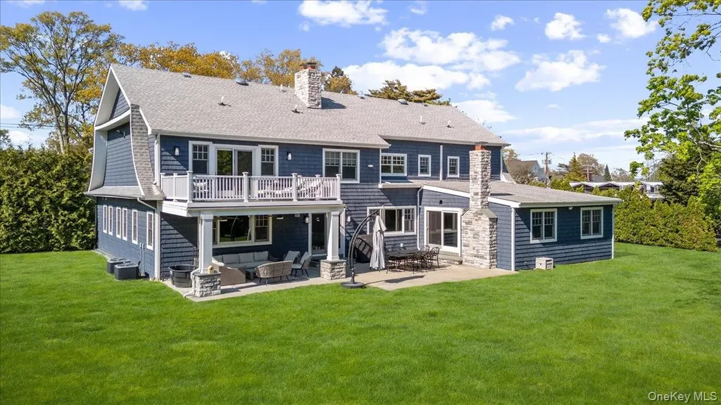 205 Hewlett Neck Road Hewlett Neck NY 11598