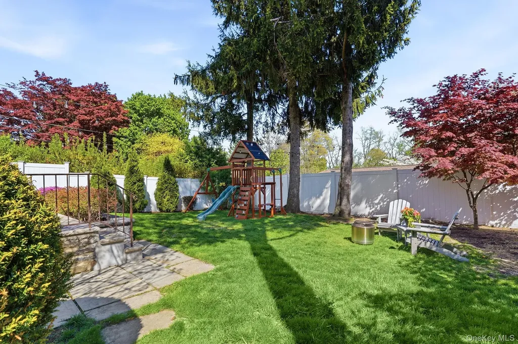 76 Yale Road Hartsdale NY 10530